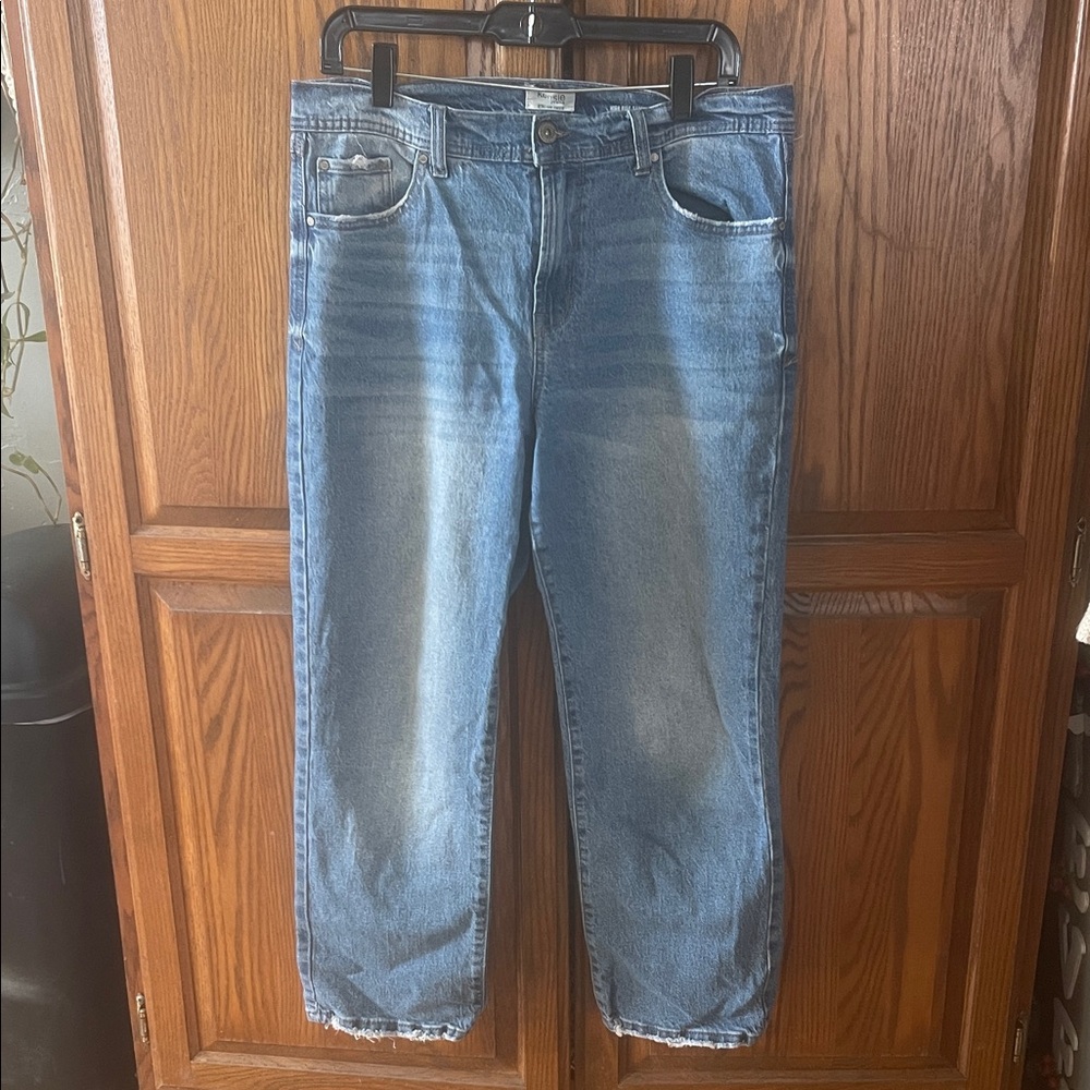 Kensie Retro Luxe Stretch Blue Straight Jeans